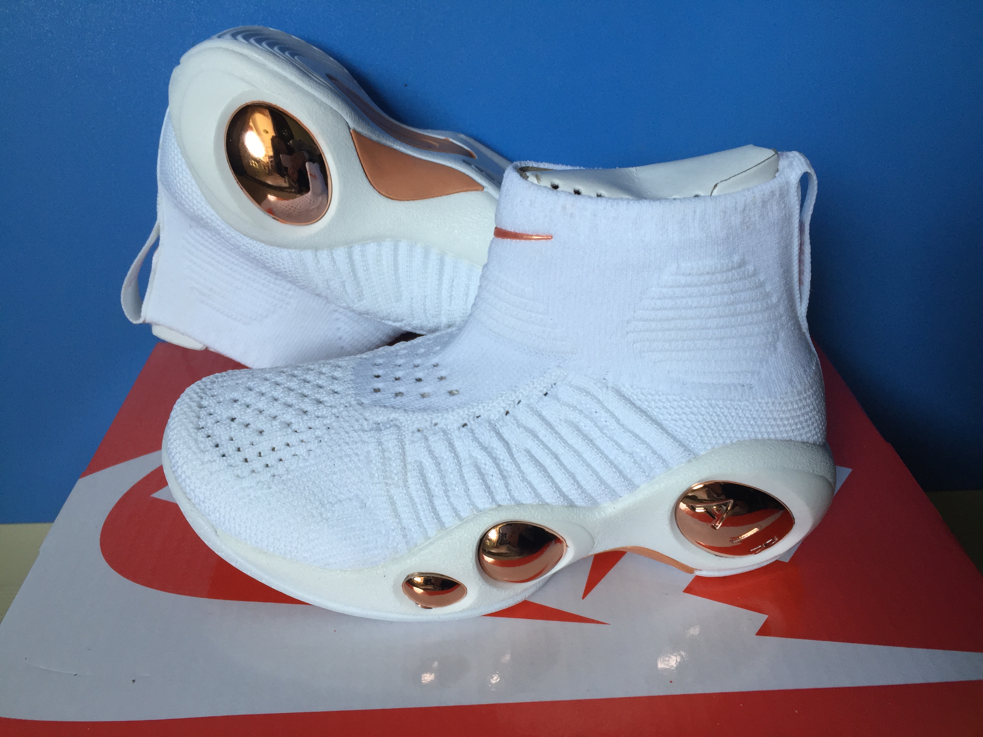 Kids Nike Zoom Bonafide White Gold Shoes